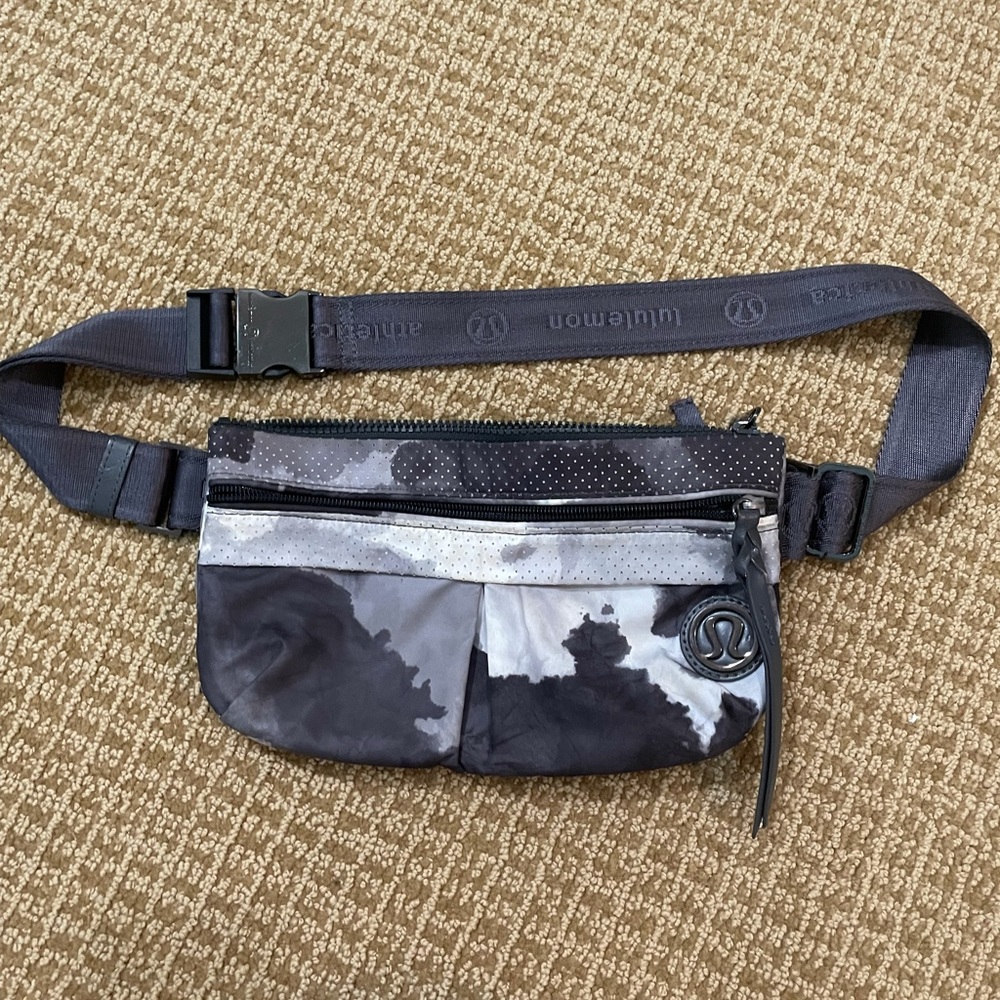 Lululemon Fanny Pack